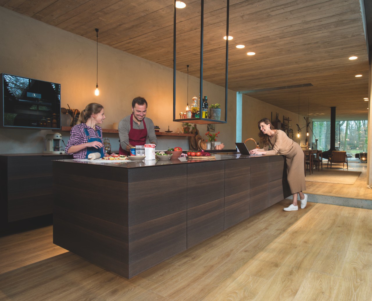 Ламинат Quick Step Majestic Дуб Лесной массив натуральный MJ3546 2050×240×9,5 фото в интерьере